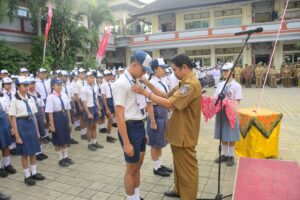 Read more about the article Upacara Pembukaan Masa Pengenalan Lingkungan Sekolah  (MPLS) Tahun 2025